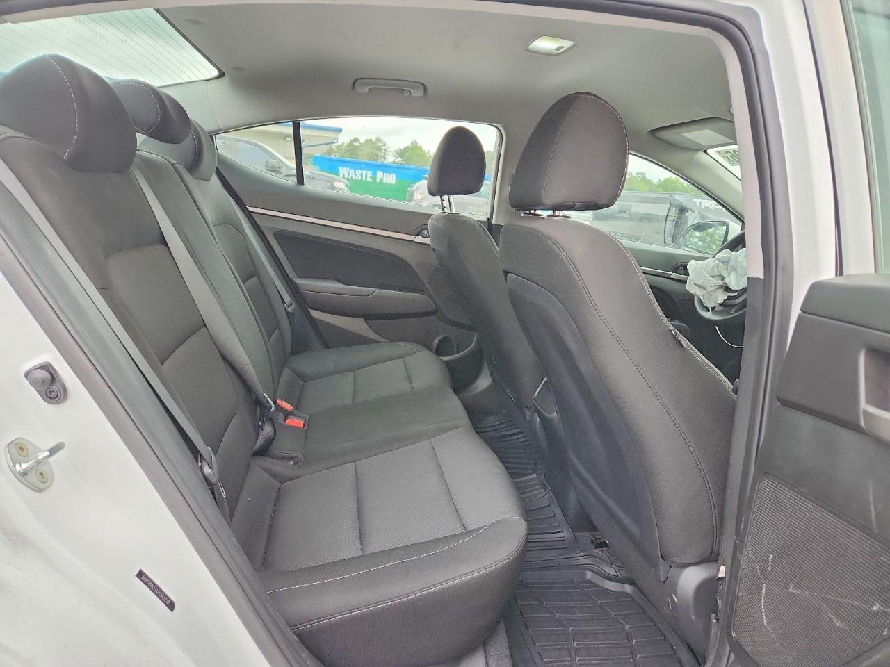 2018 Hyundai Elantra Sel - zdjęcie 10