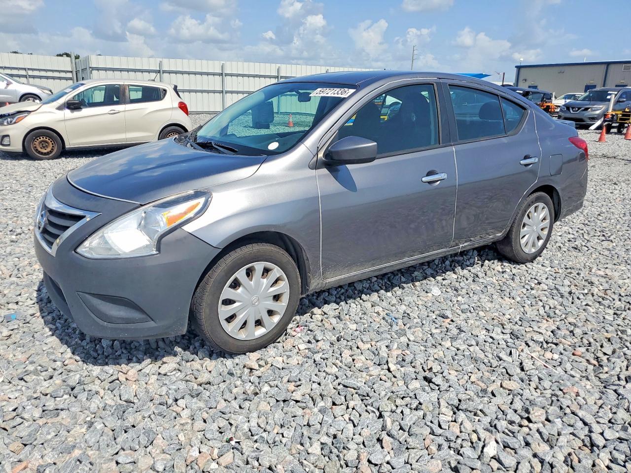 2016 Nissan Versa 1.6 Sv - zdjęcie główne