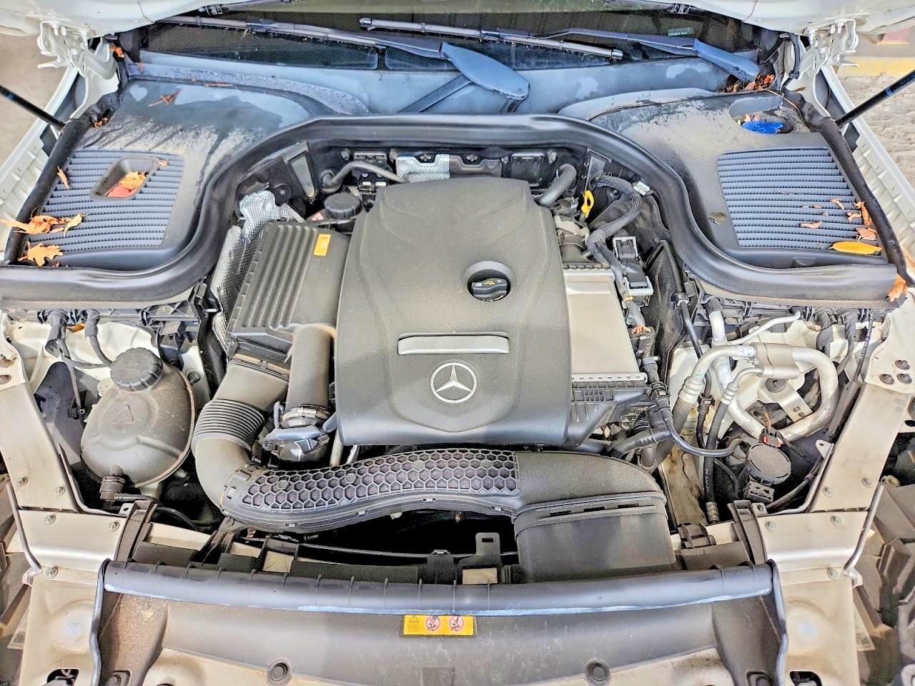 2017 Mercedes-Benz Glc 300 - zdjęcie 12