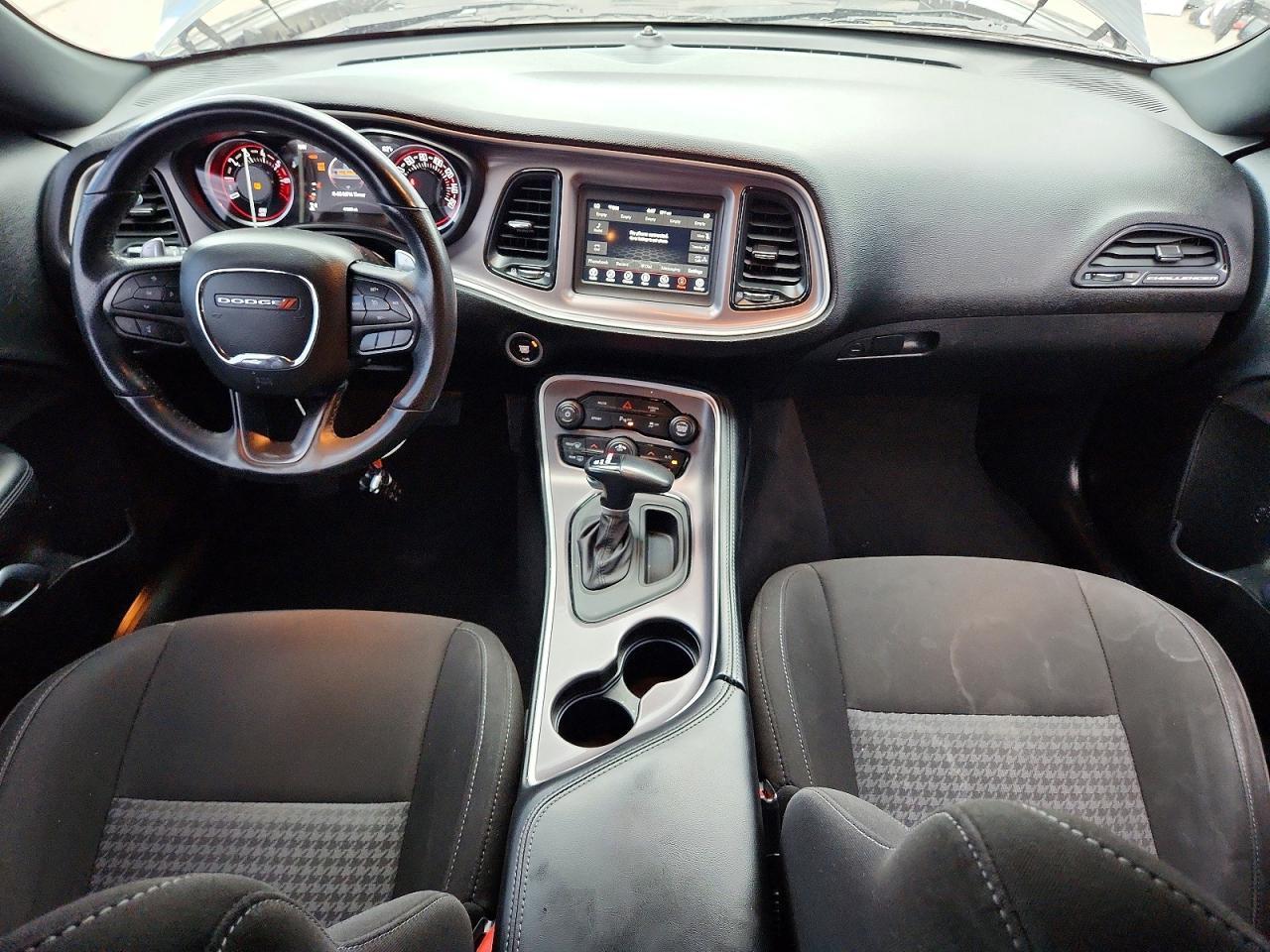 2022 Dodge Challenger Gt - zdjęcie 8