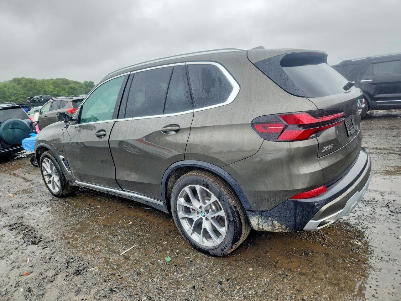 2026 BMW X5 xDrive50E - zdjęcie 2