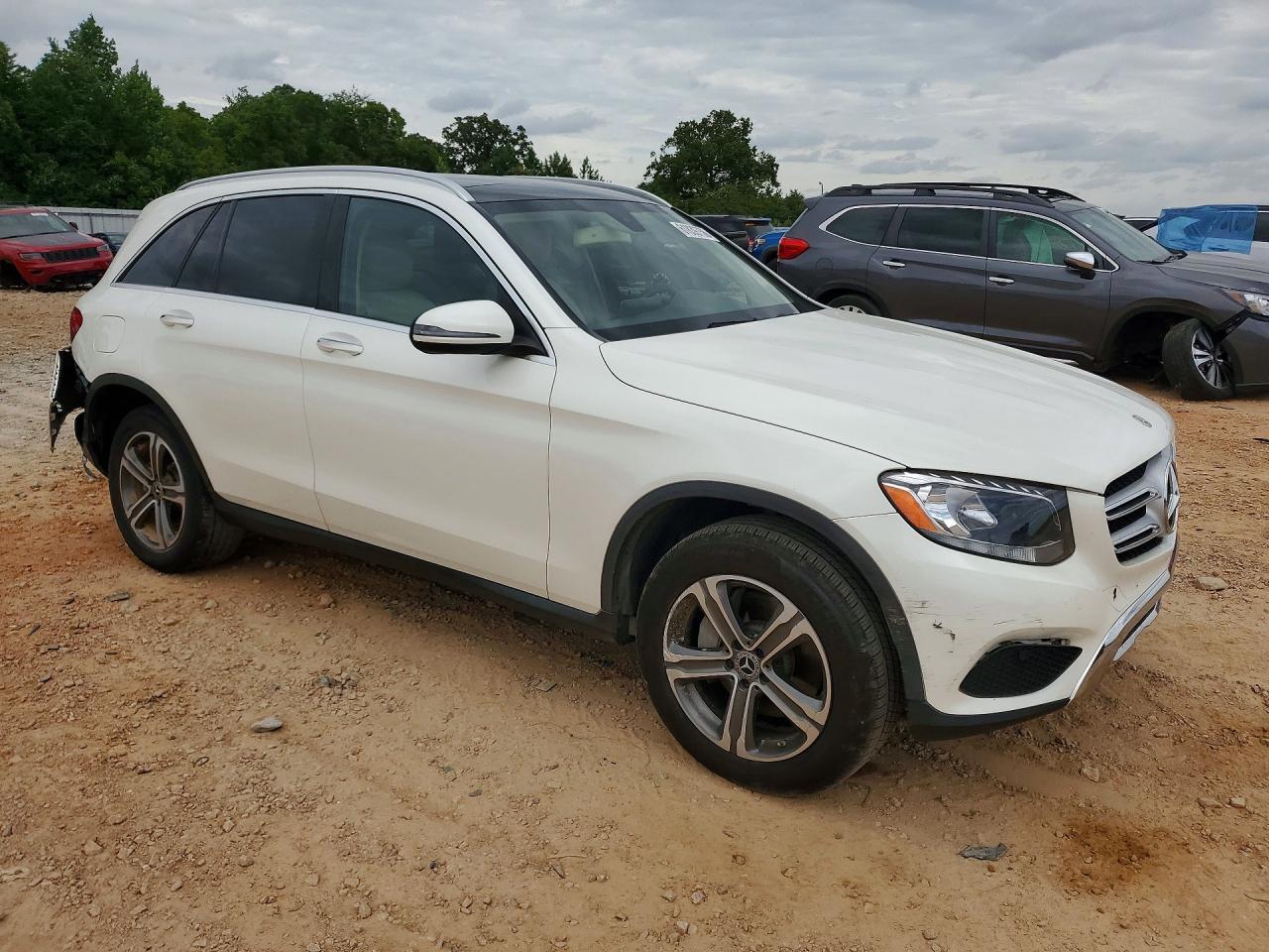 2017 Mercedes-Benz Glc 300 - zdjęcie 4