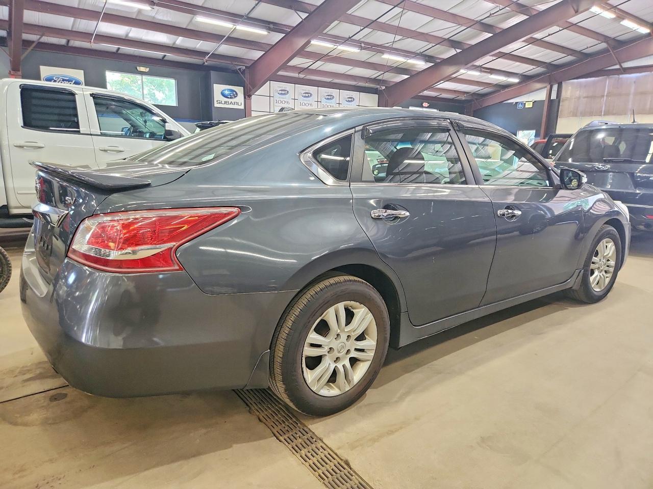 2013 Nissan Altima 2.5 - zdjęcie 3