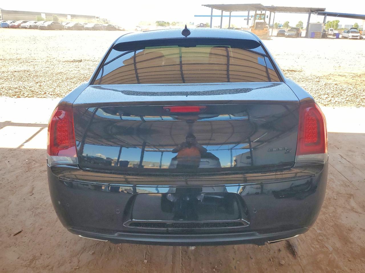 2022 Chrysler 300 S - zdjęcie 6