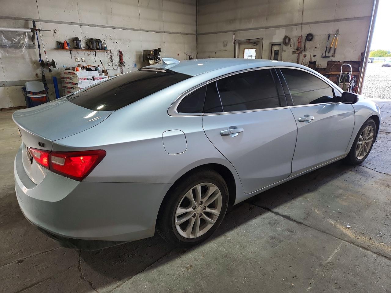 2017 Chevrolet Malibu Lt - zdjęcie 3