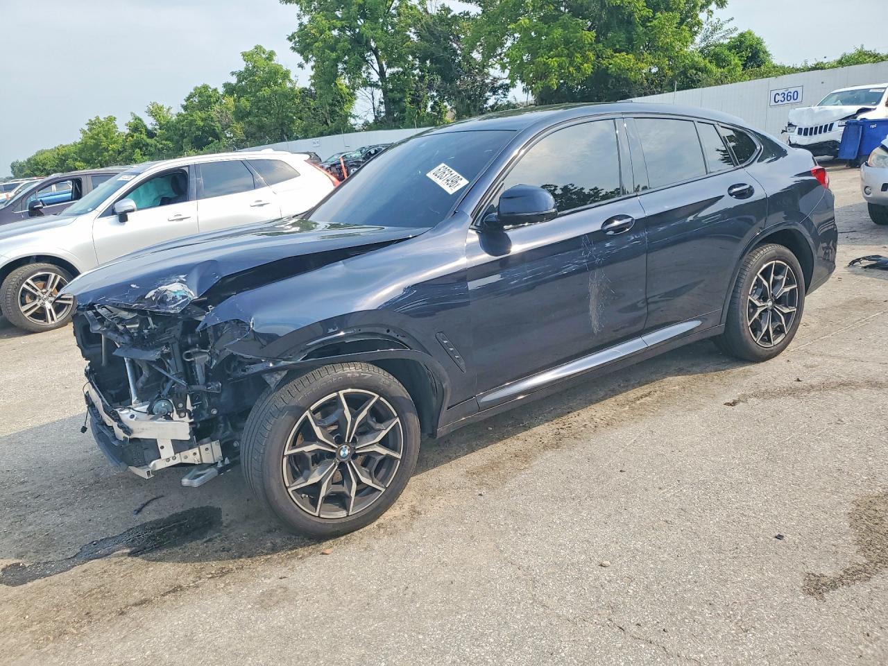 2025 BMW X4 xDrive30I - zdjęcie główne