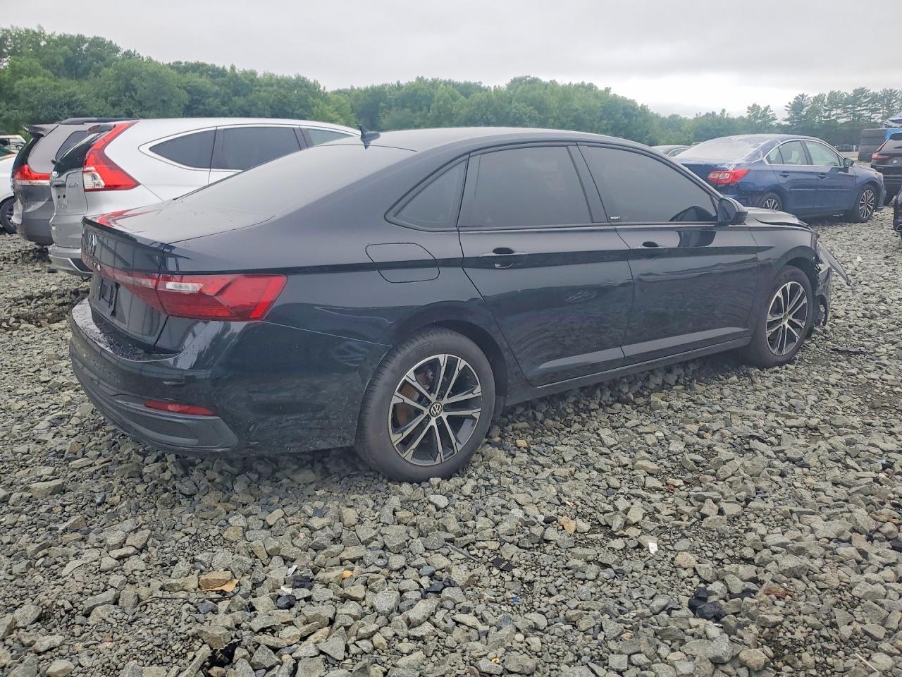 2025 Volkswagen Jetta Sport - zdjęcie 3