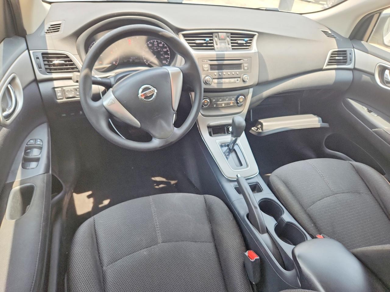 2013 Nissan Sentra S - zdjęcie 8