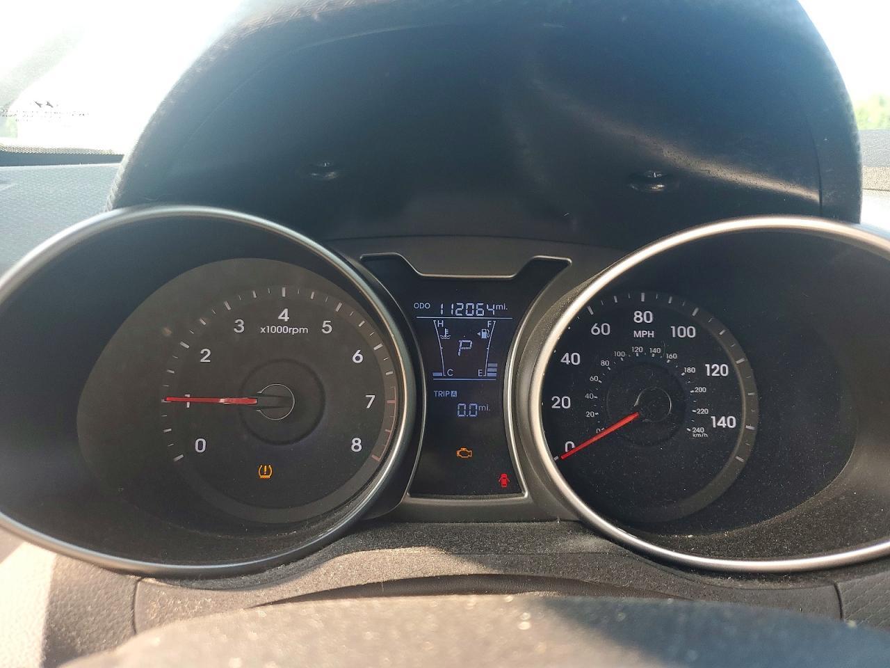 2013 Hyundai Veloster Base - zdjęcie 9