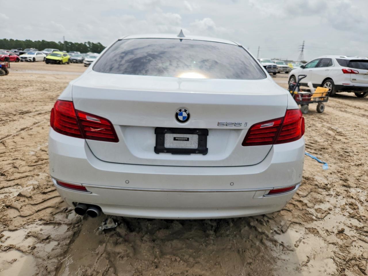 2015 BMW 528 I - zdjęcie 6