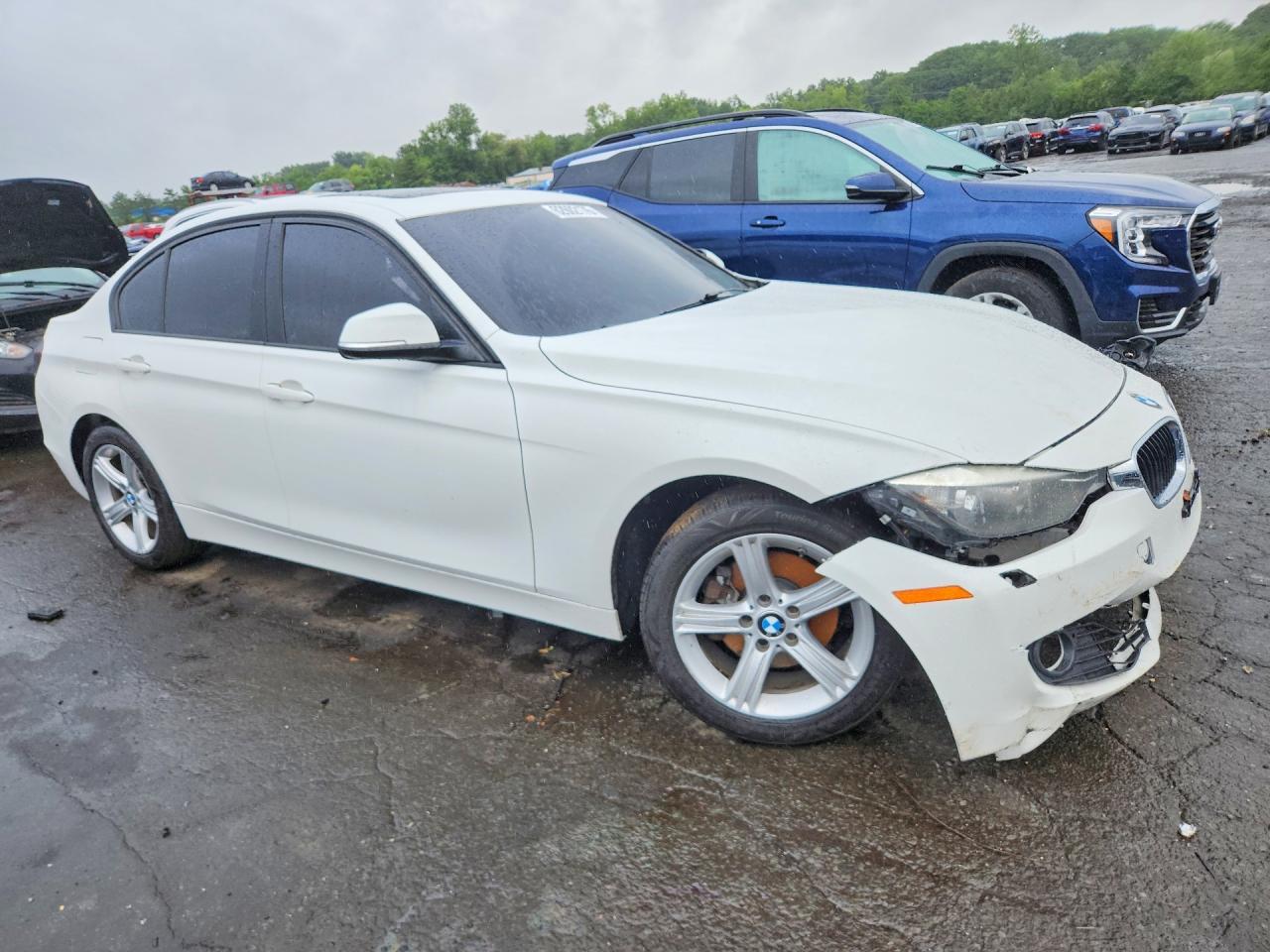 2013 BMW Seria 3 328i - zdjęcie 4