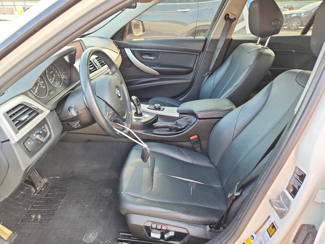2018 BMW 320 Xi - zdjęcie 7