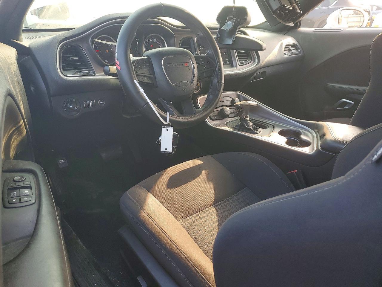 2019 Dodge Challenger R/T - zdjęcie 8