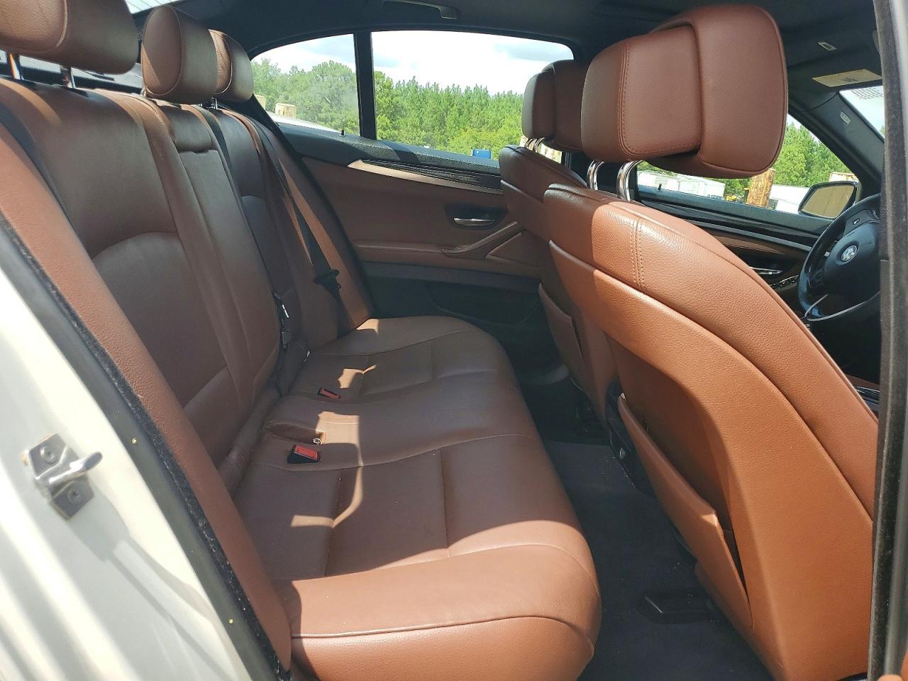2013 BMW Seria 5 535i - zdjęcie 10