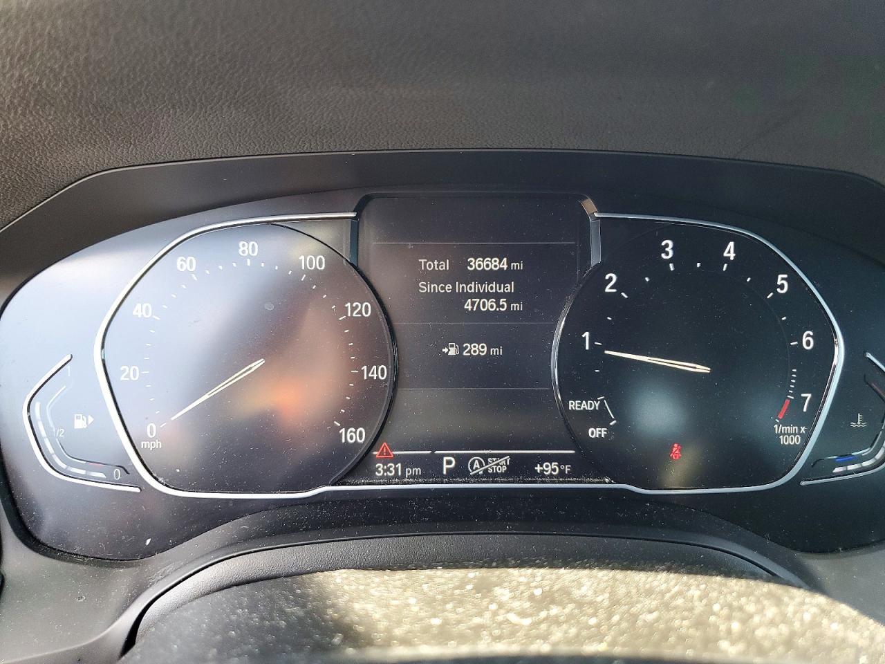 2021 BMW Seria 3 330i - zdjęcie 9