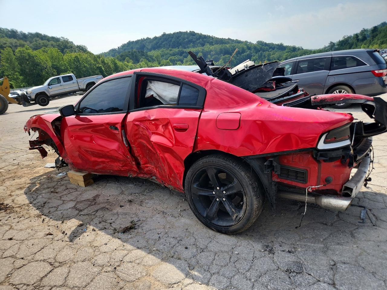 2018 Dodge Charger R/T - zdjęcie 2