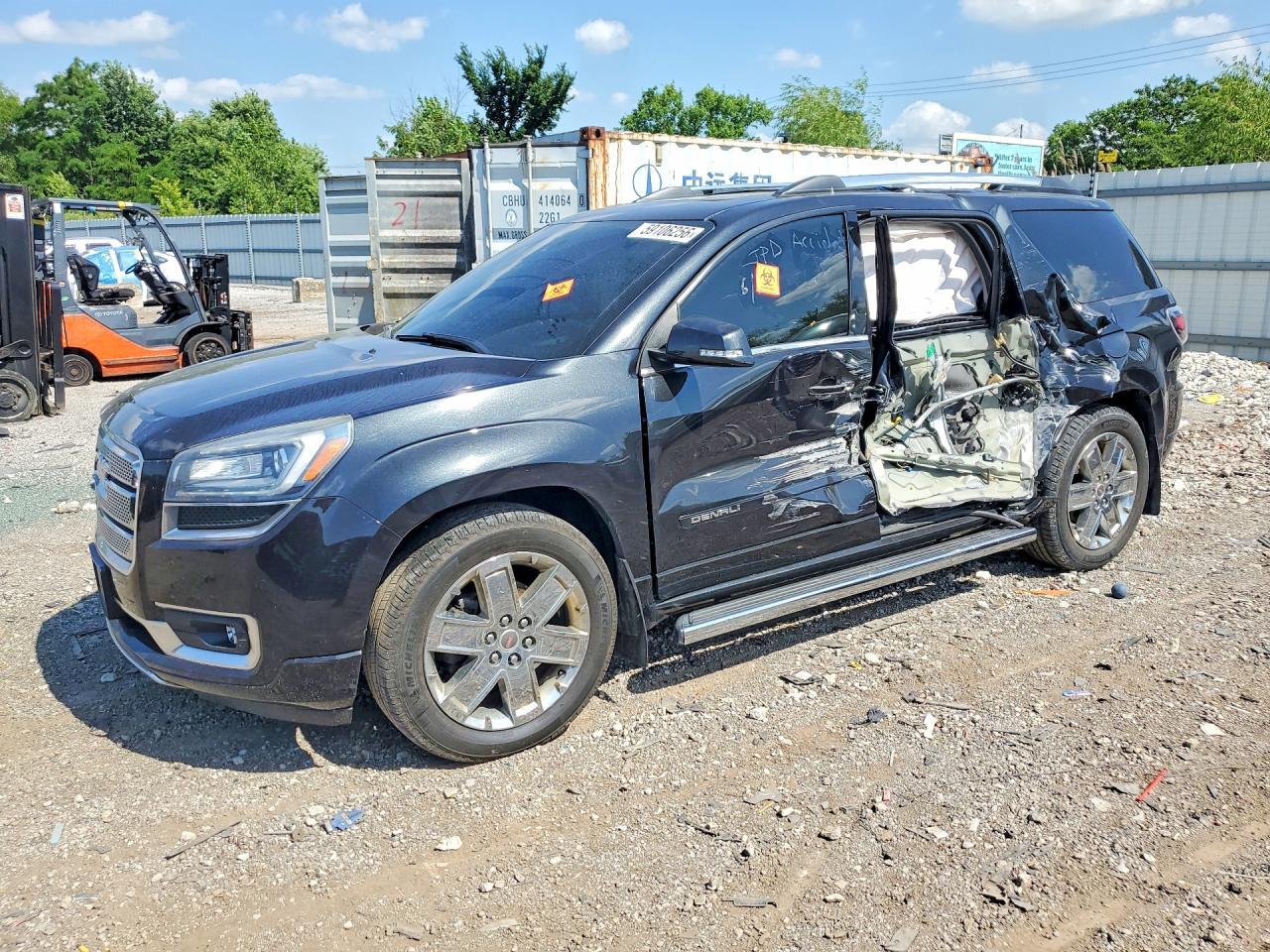 2015 GMC Acadia Denali - zdjęcie główne