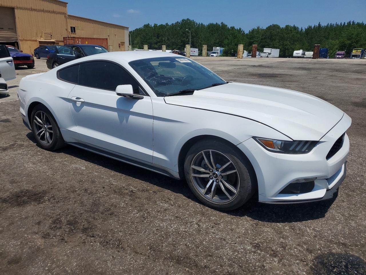 2016 Ford Mustang - zdjęcie 4