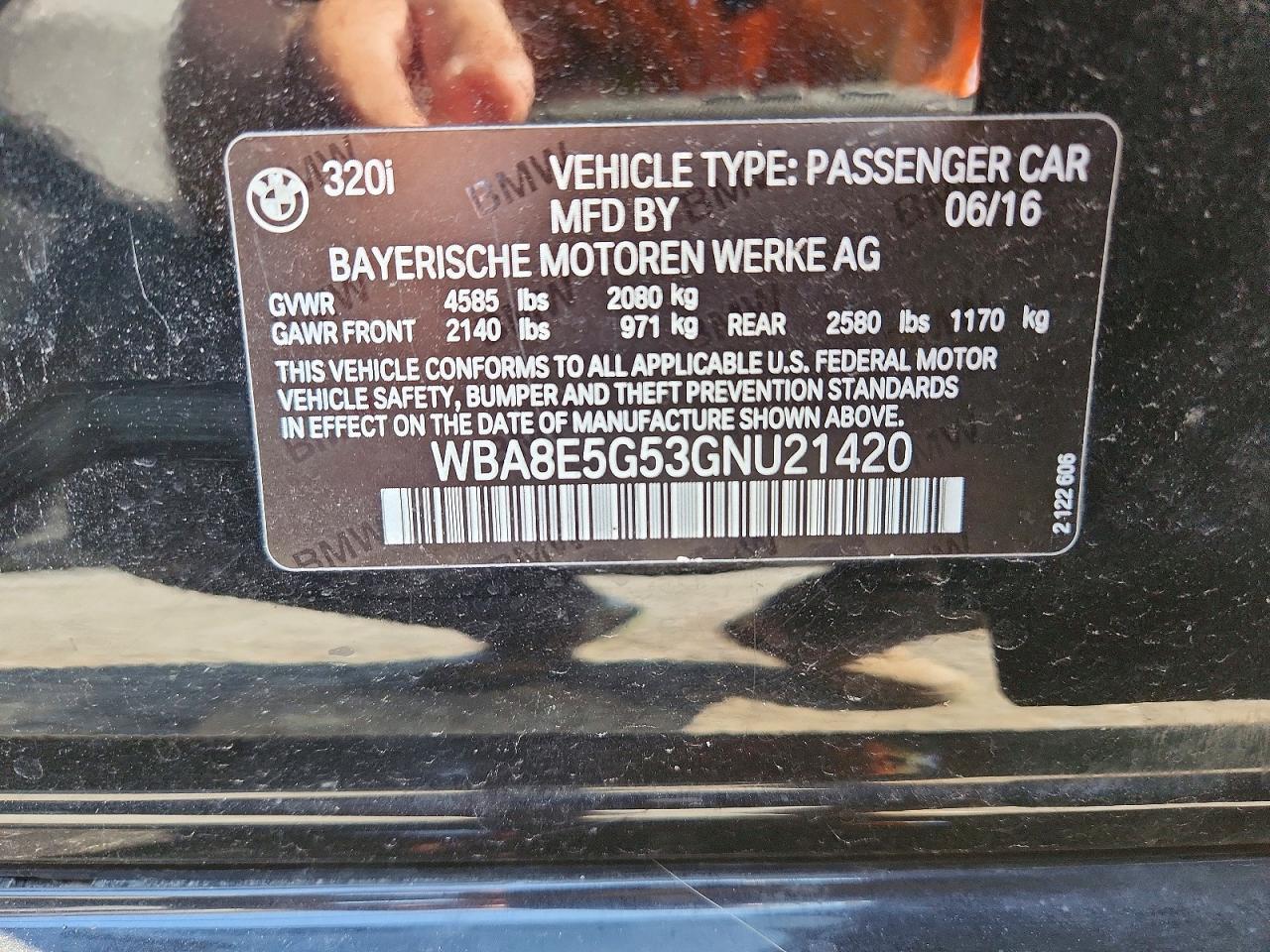 2016 BMW Seria 3 320i - zdjęcie 12