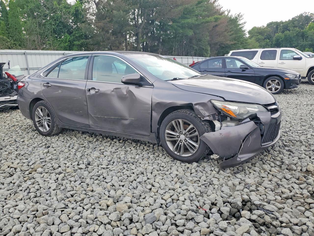 2015 Toyota Camry Se - zdjęcie 4