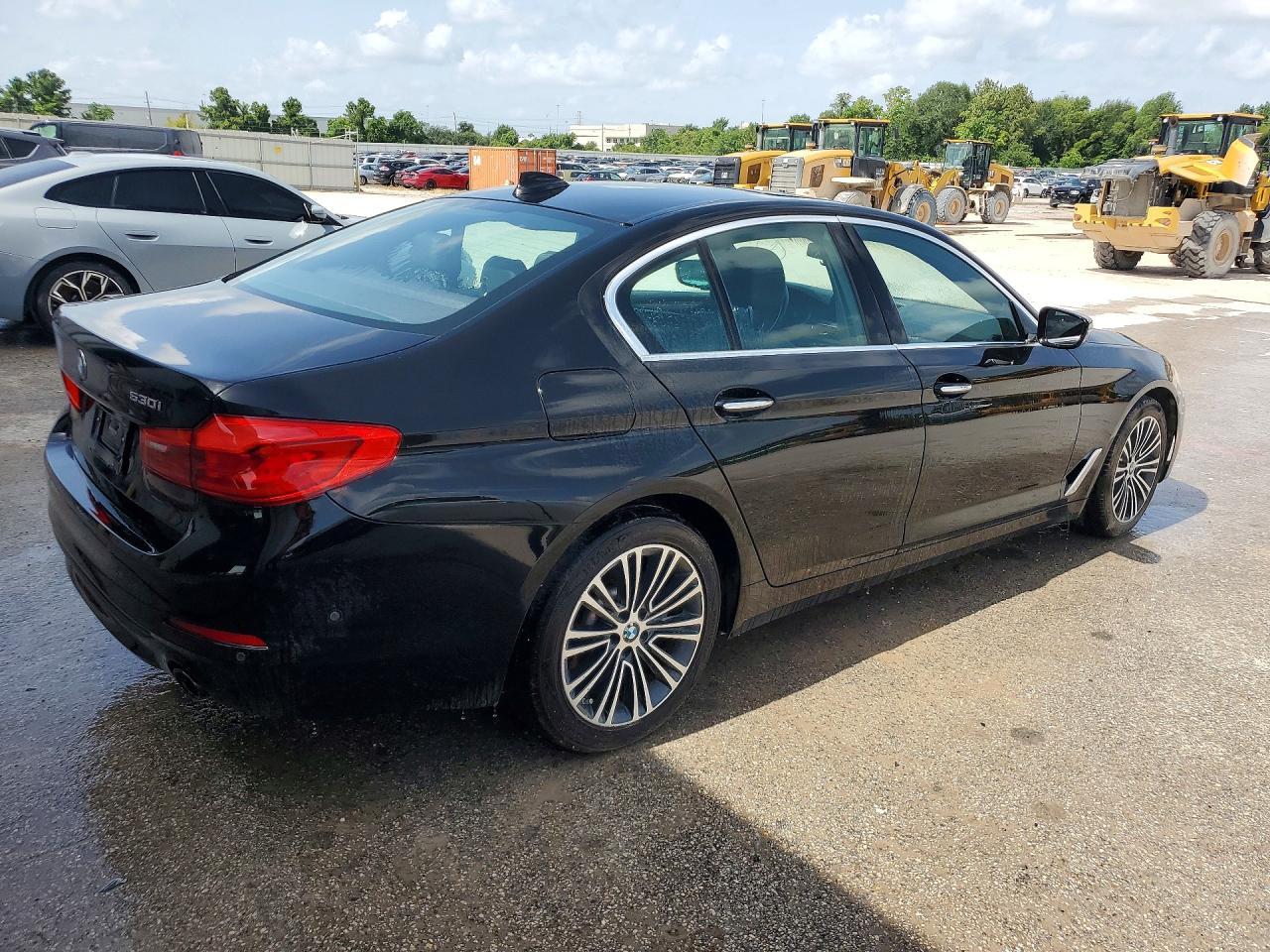 2017 BMW 530 I - zdjęcie 3