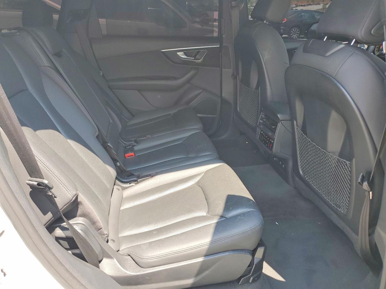 2021 Audi Q7 Premium Plus - zdjęcie 11