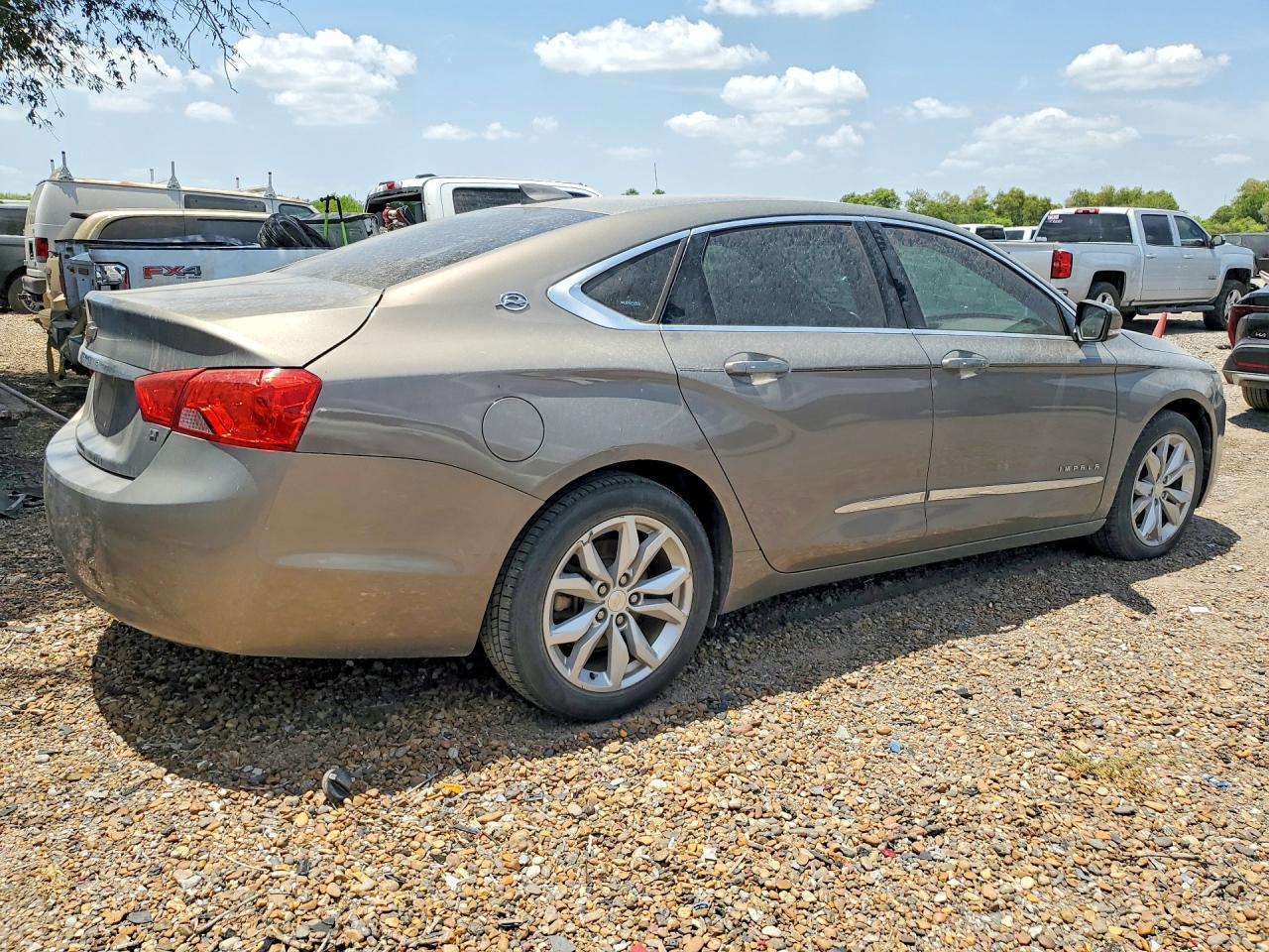 2019 Chevrolet Impala Lt - zdjęcie 3
