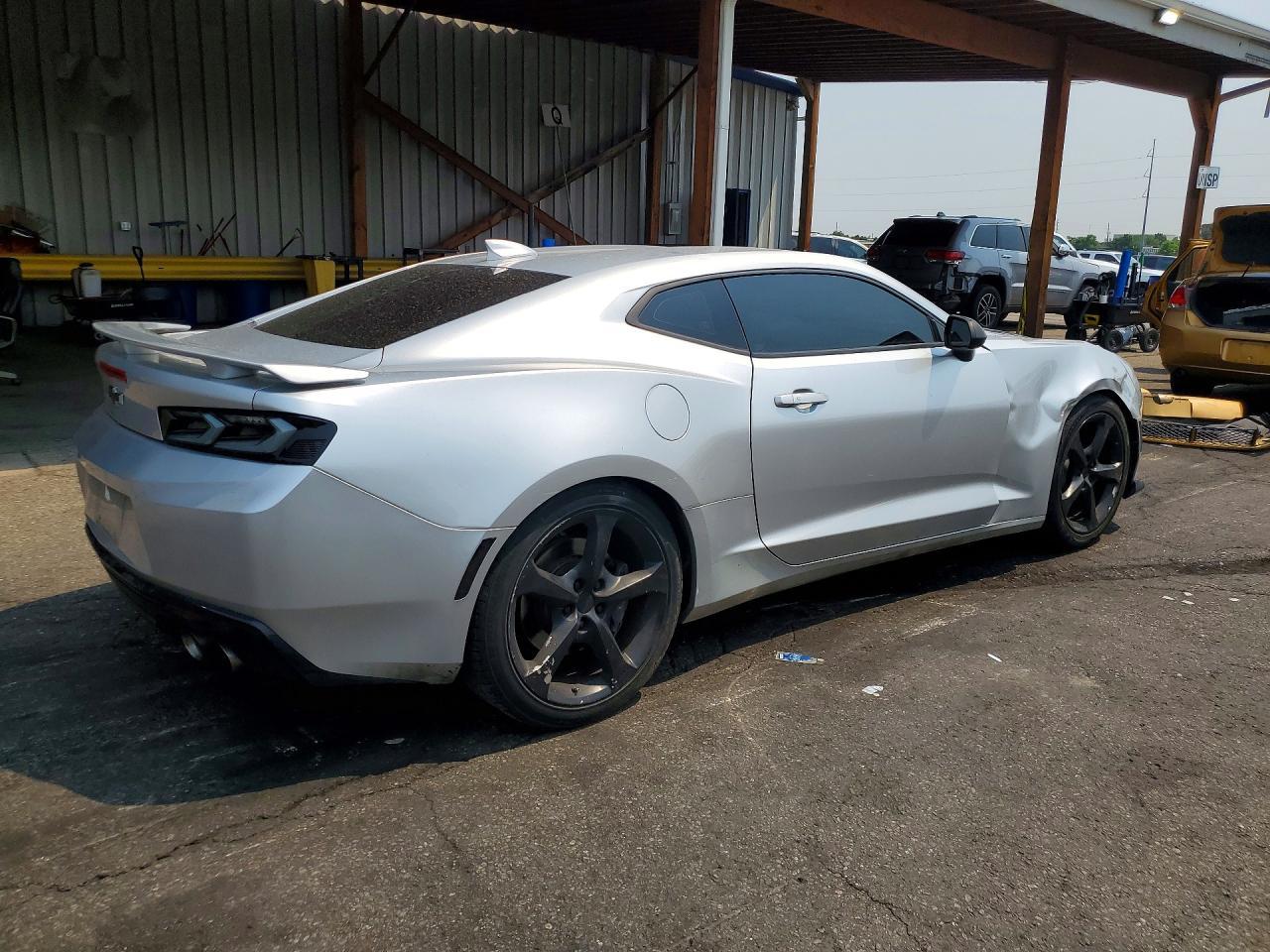 2016 Chevrolet Camaro Ss - zdjęcie 3