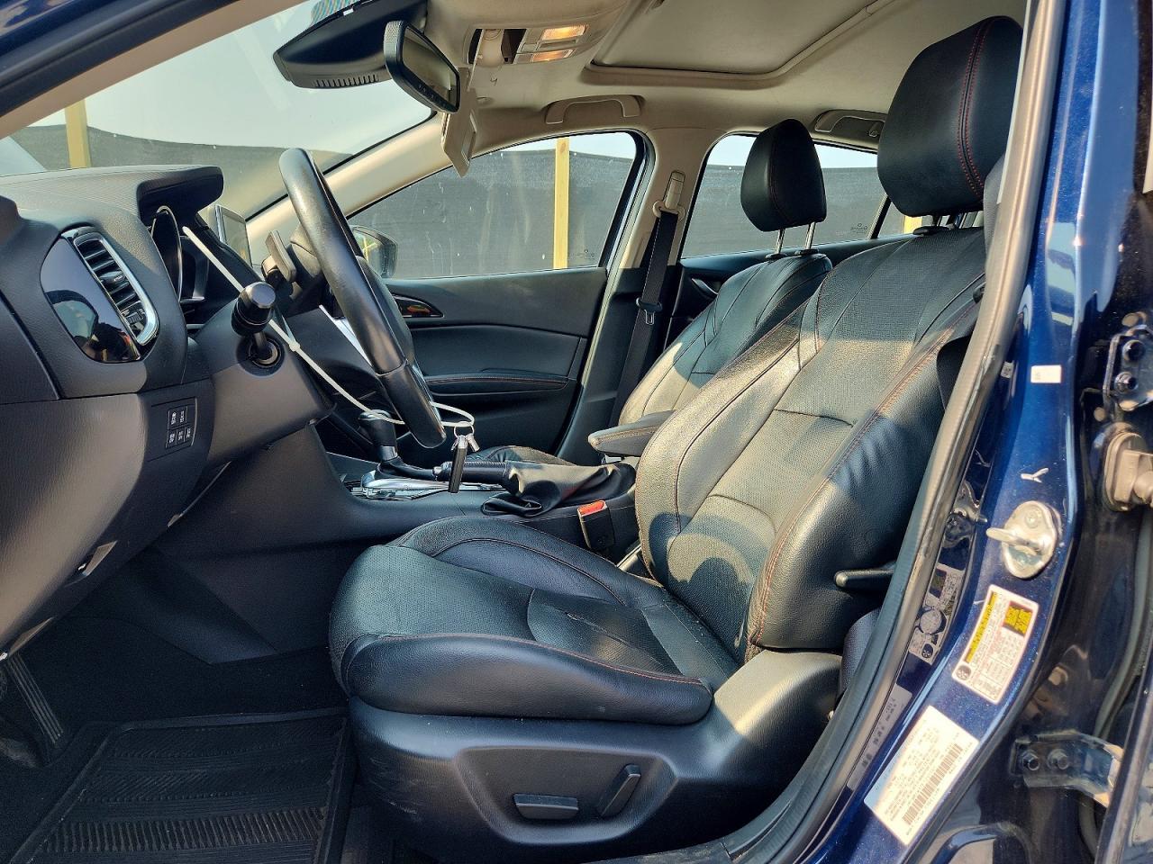 2015 Mazda 3 Grand Touring - zdjęcie 7