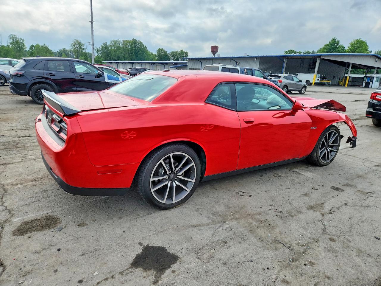 2023 Dodge Challenger R/T - zdjęcie 3
