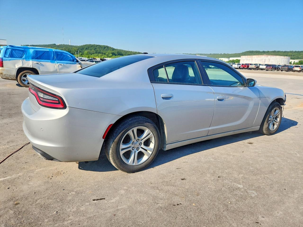 2021 Dodge Charger Sxt - zdjęcie 3