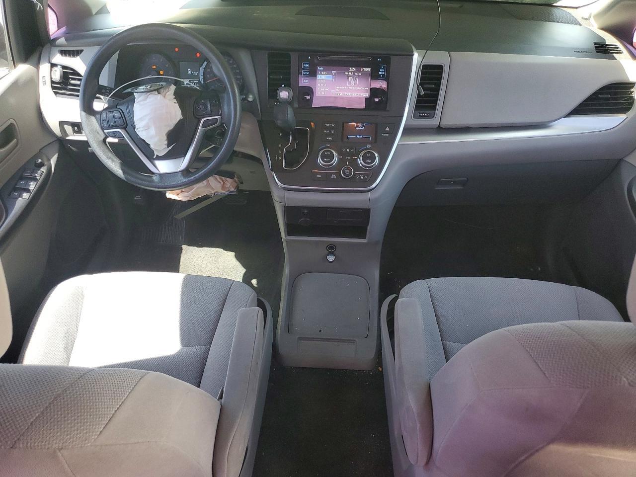 2016 Toyota Sienna L 7-Passenger - zdjęcie 8