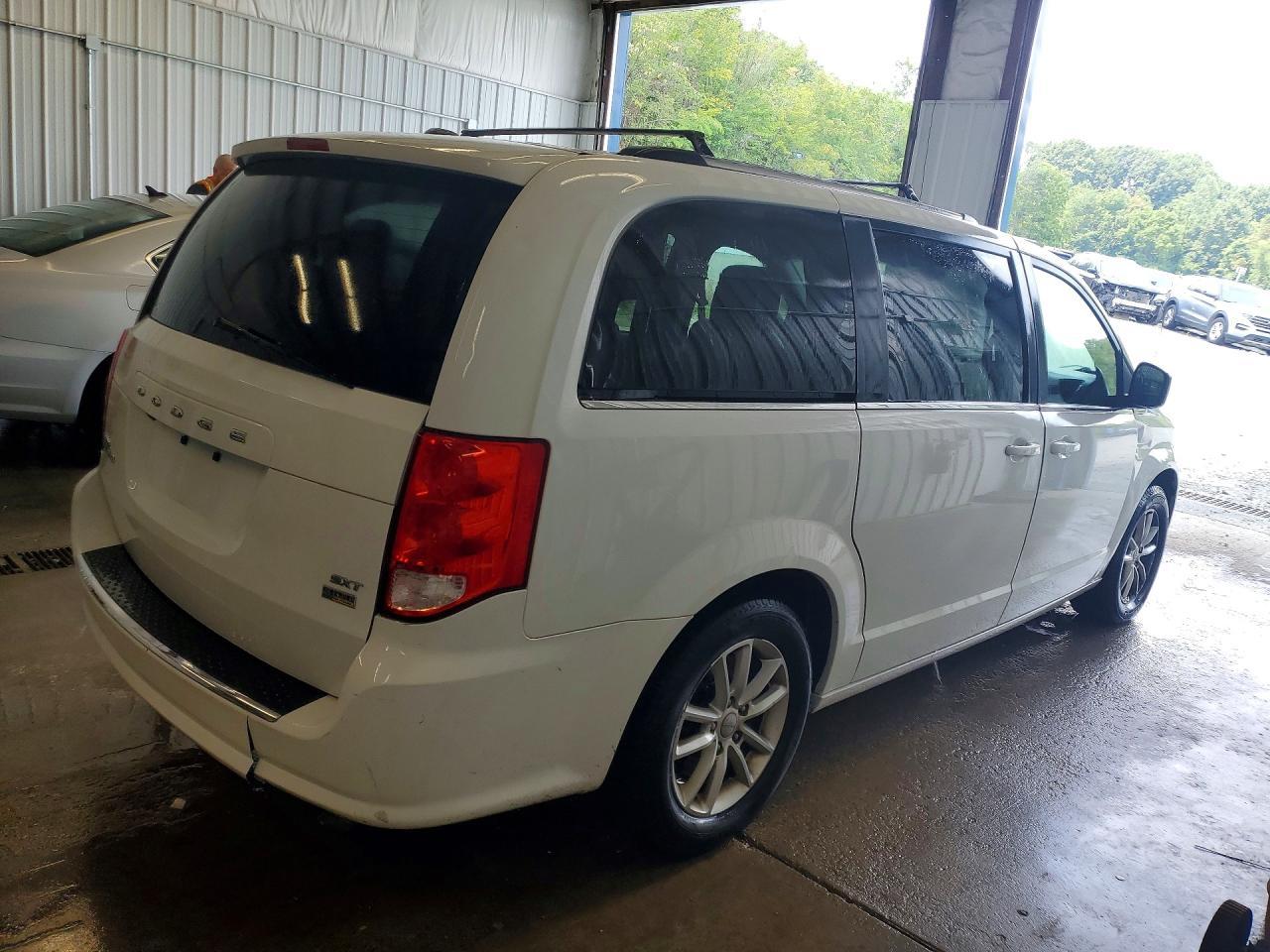 2019 Dodge Grand Caravan Sxt - zdjęcie 3