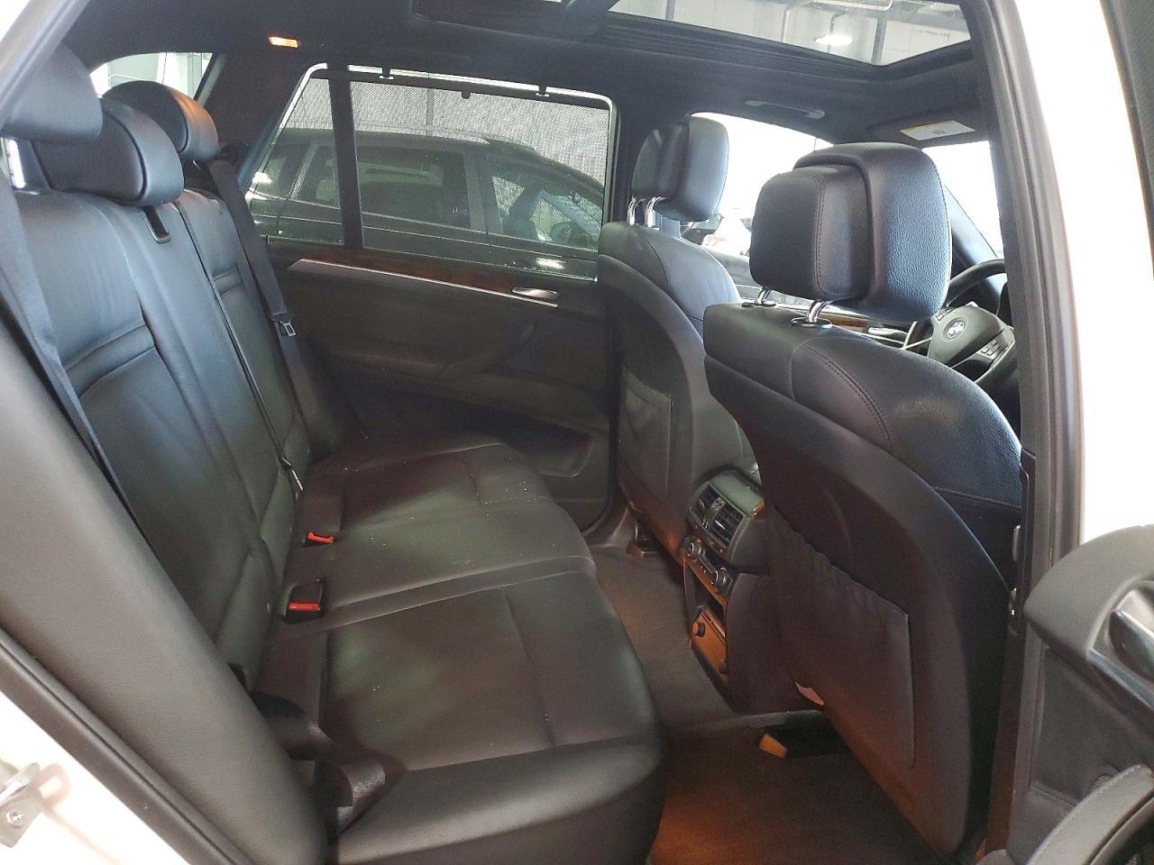 2013 BMW X5 xDrive35I - zdjęcie 10