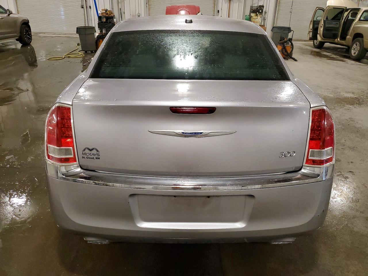 2014 Chrysler 300 - zdjęcie 6