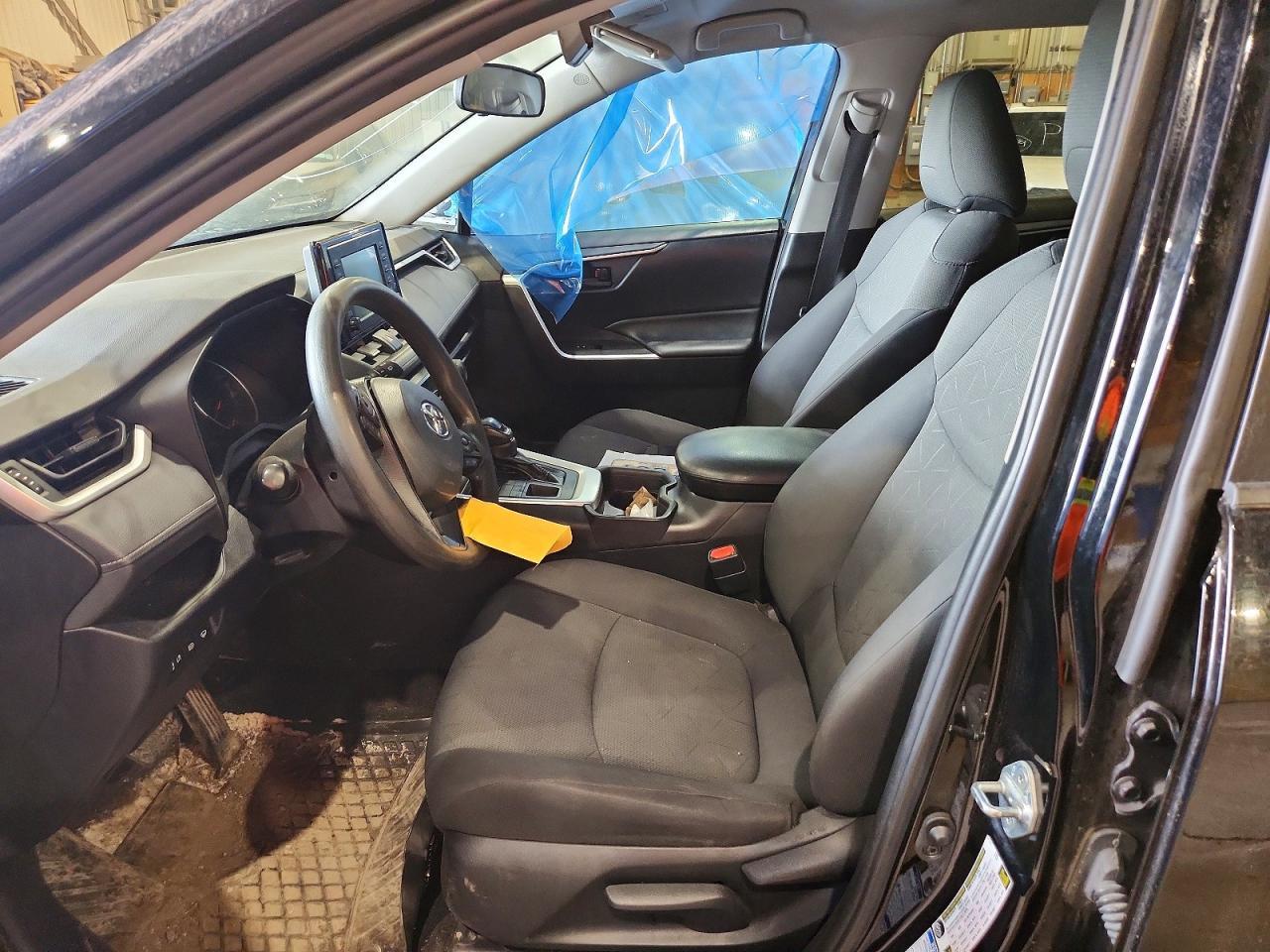 2019 Toyota Rav4 Le - zdjęcie 7