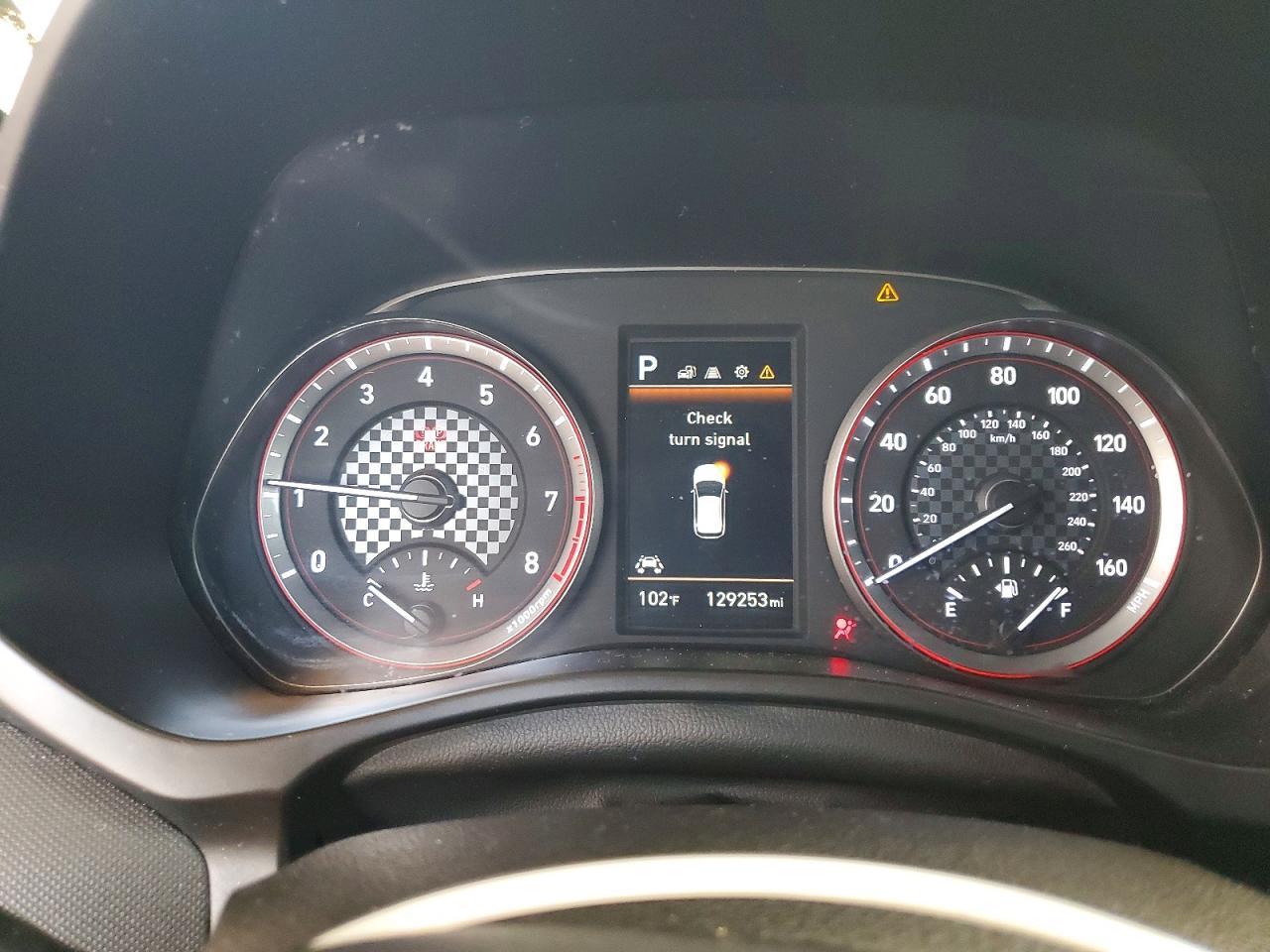 2019 Hyundai Veloster 2.0L Premium - zdjęcie 9