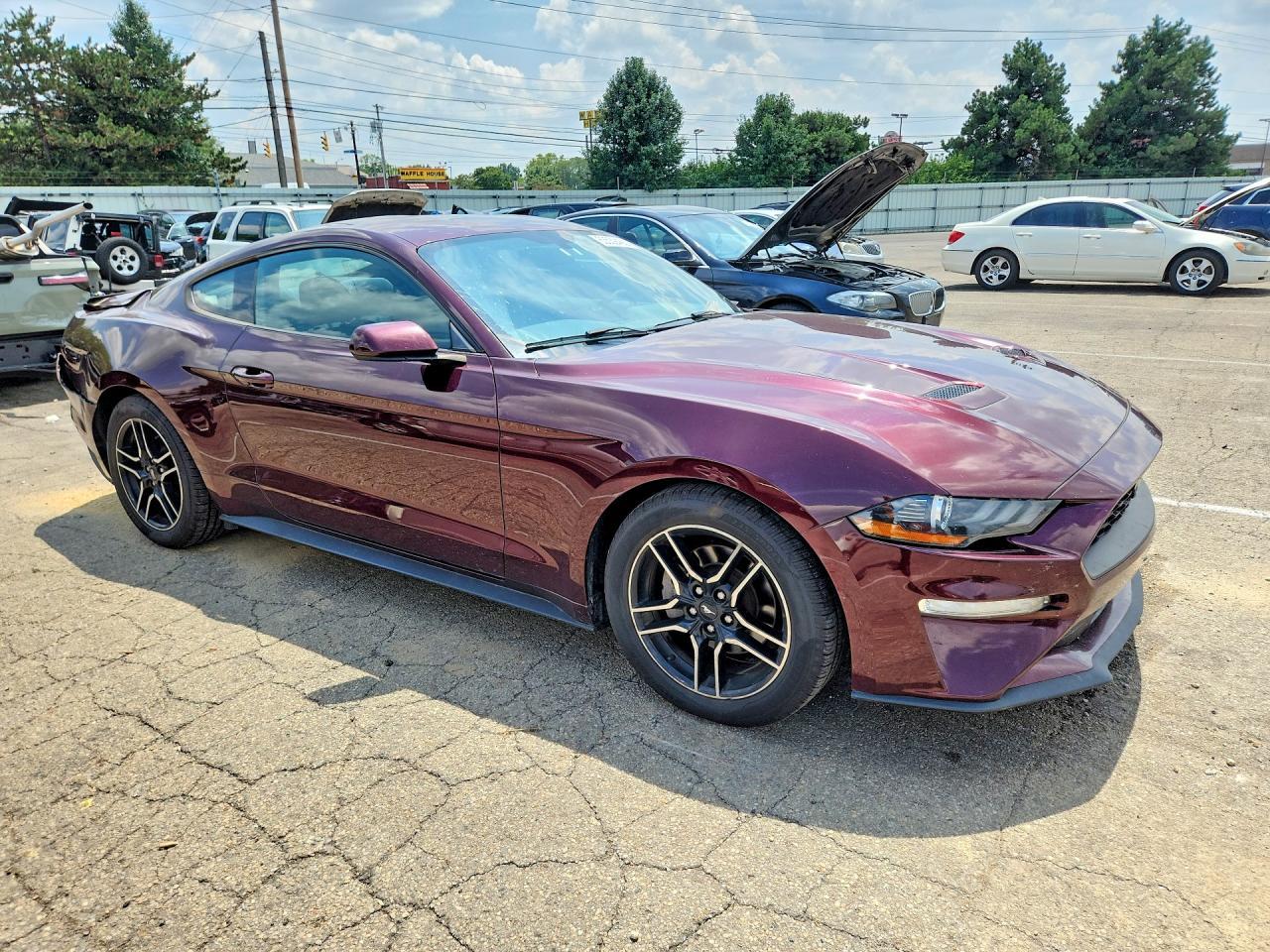 2018 Ford Mustang - zdjęcie 4