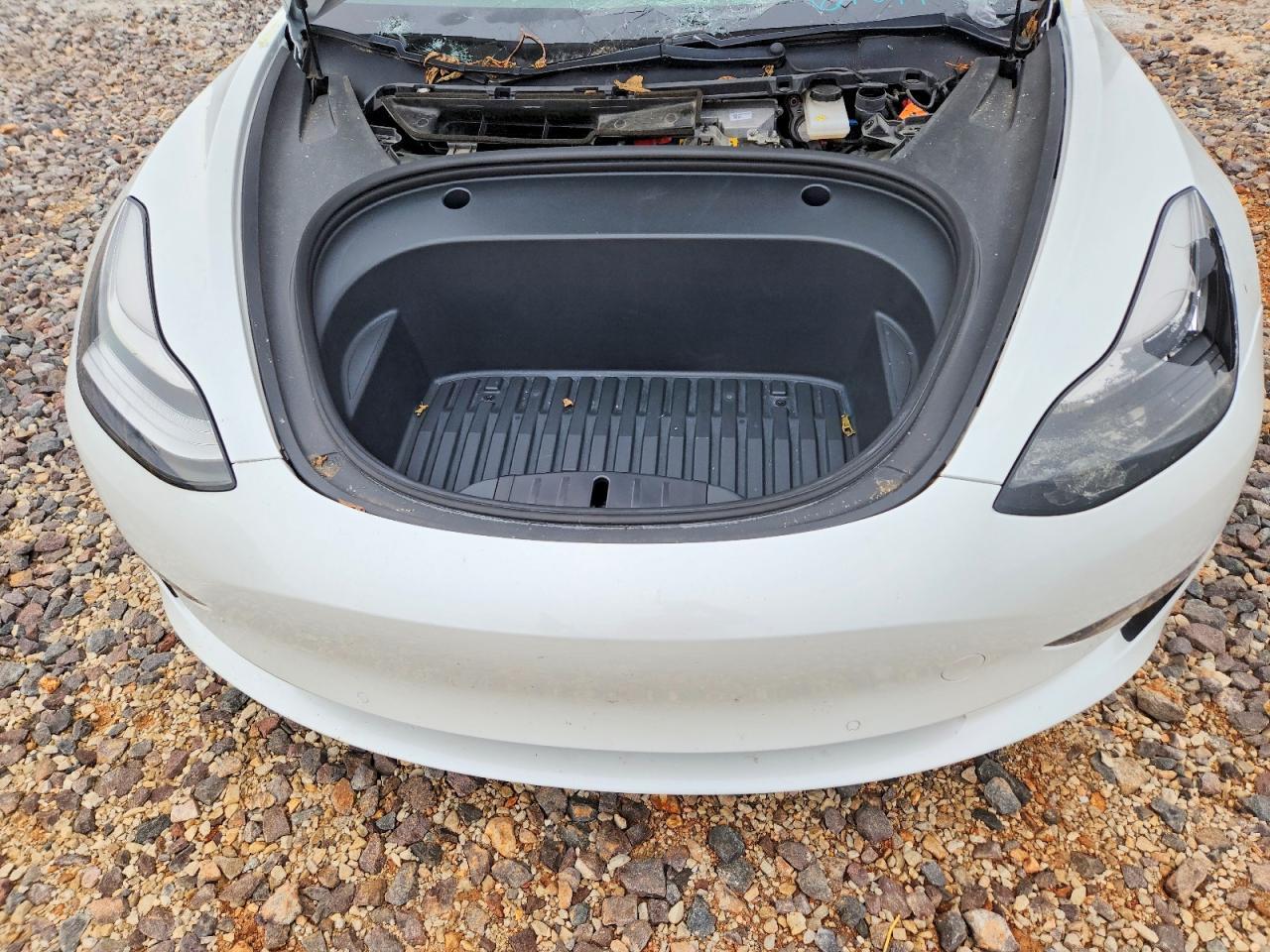 2020 Tesla Model 3 - zdjęcie 11