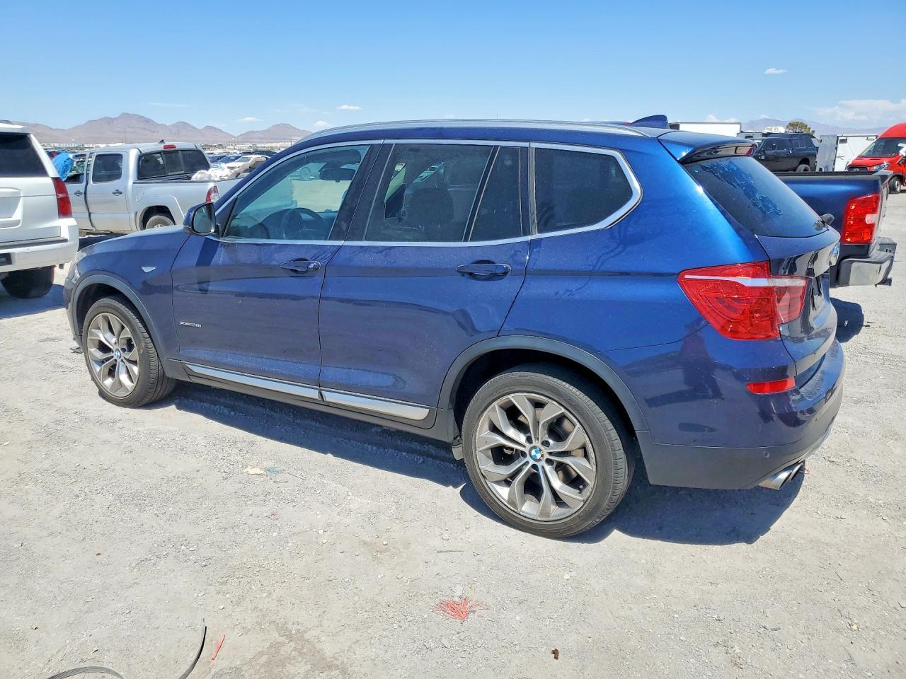 2017 BMW X3 xDrive28I - zdjęcie 2