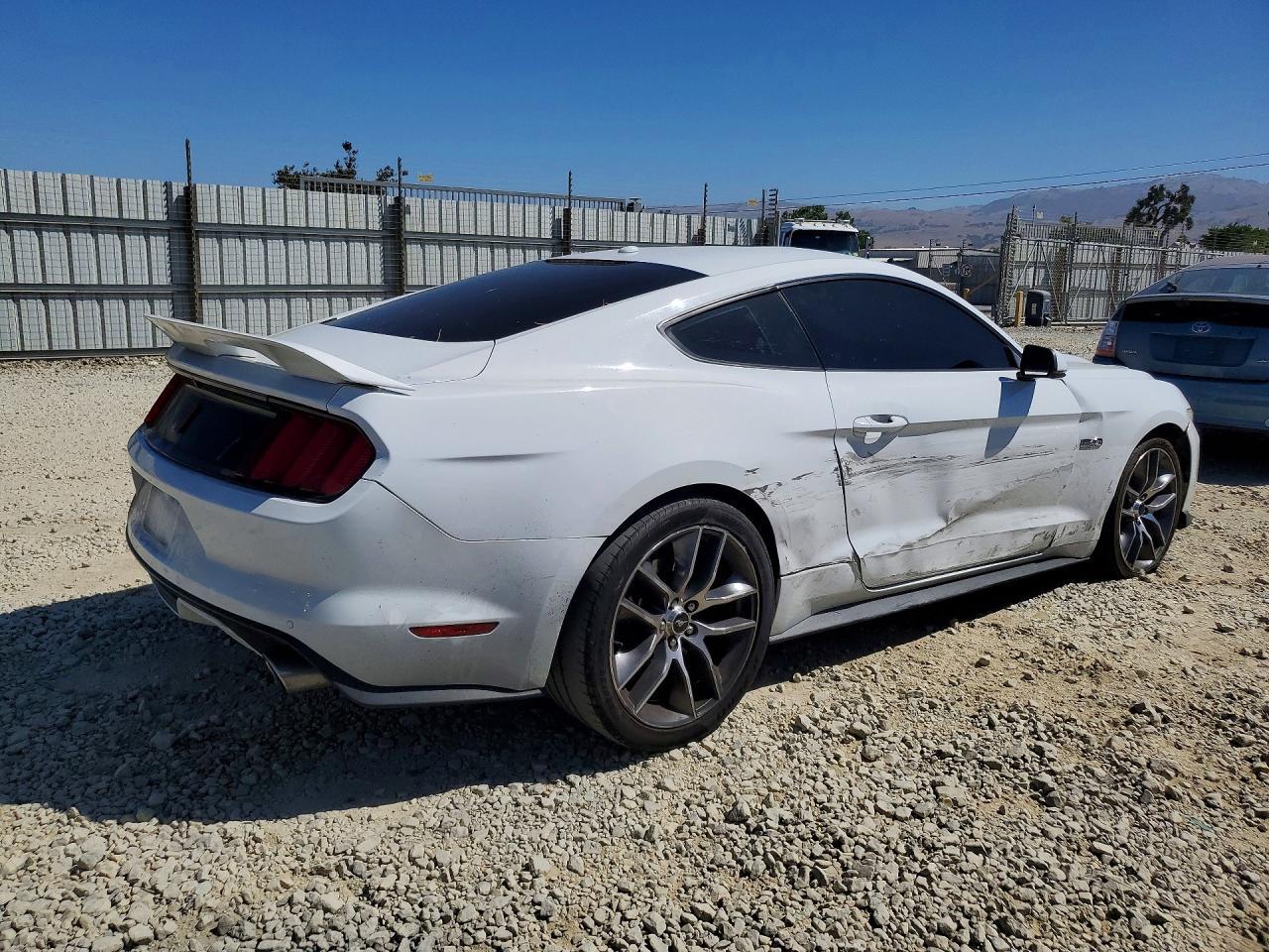 2015 Ford Mustang Gt - zdjęcie 3