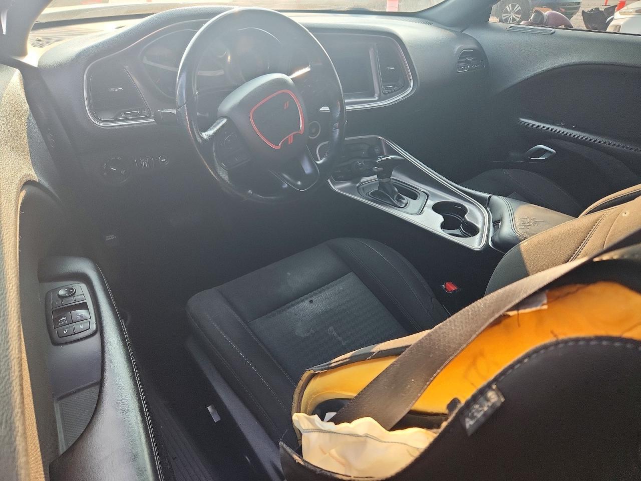 2020 Dodge Challenger Sxt - zdjęcie 8