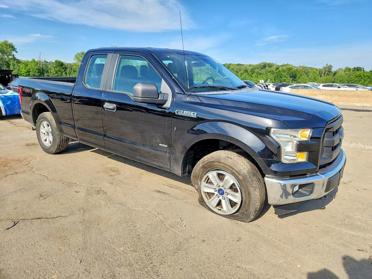 2016 Ford F150 Super Cab - zdjęcie 4