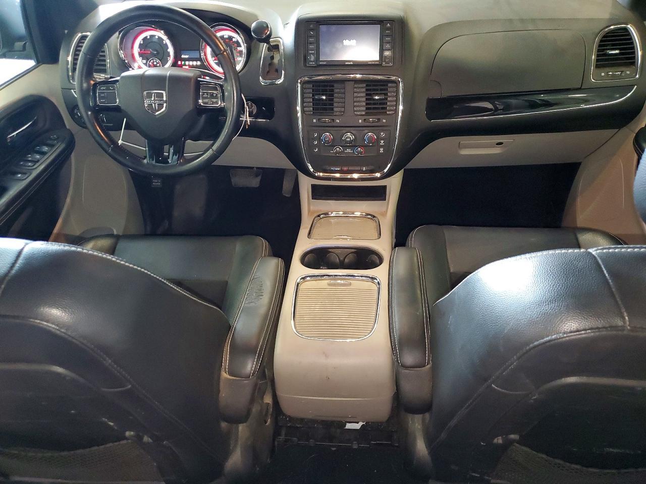 2017 Dodge Grand Caravan Sxt - zdjęcie 8
