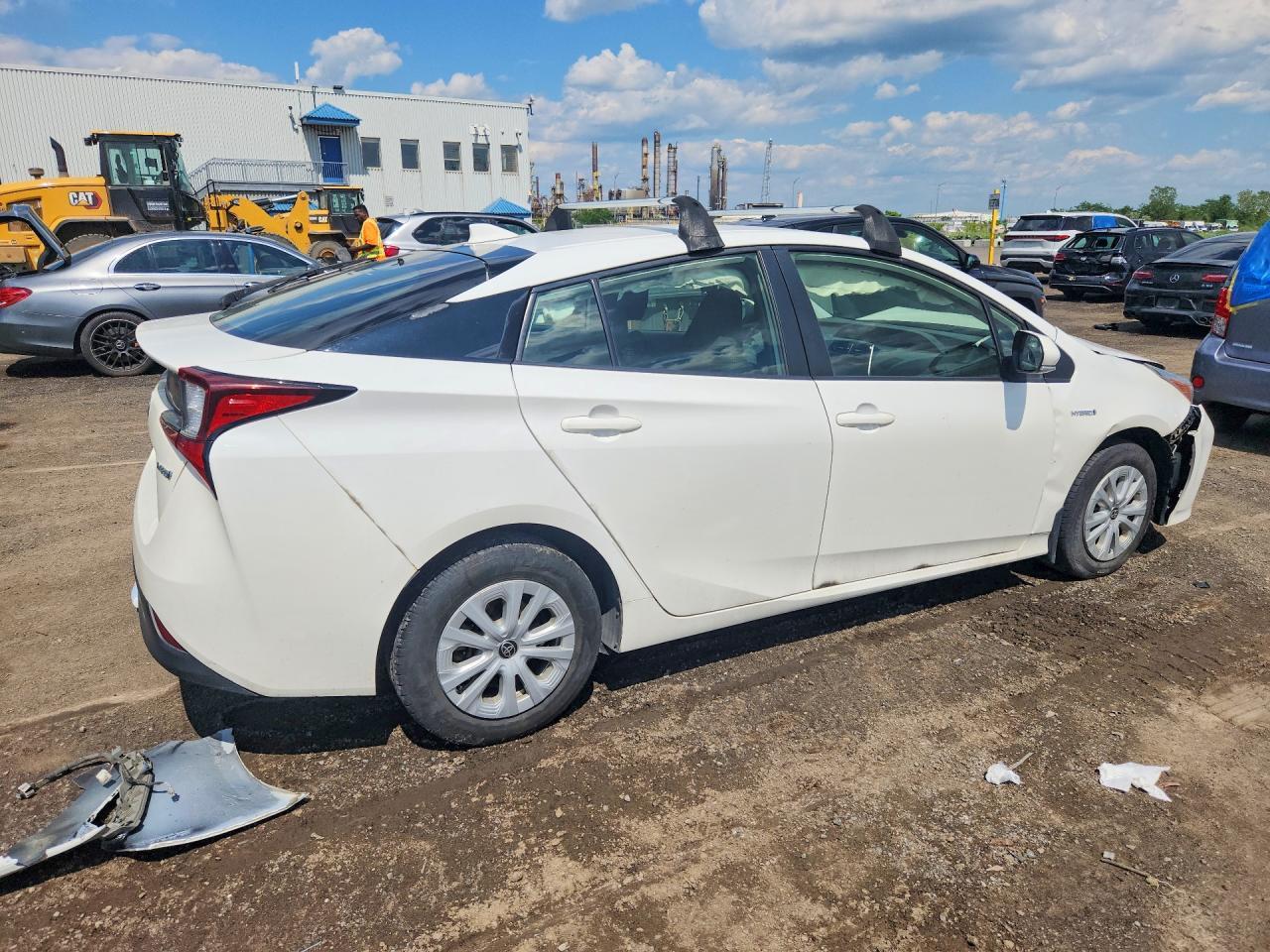 2019 Toyota Prius Le Awd-E - zdjęcie 3