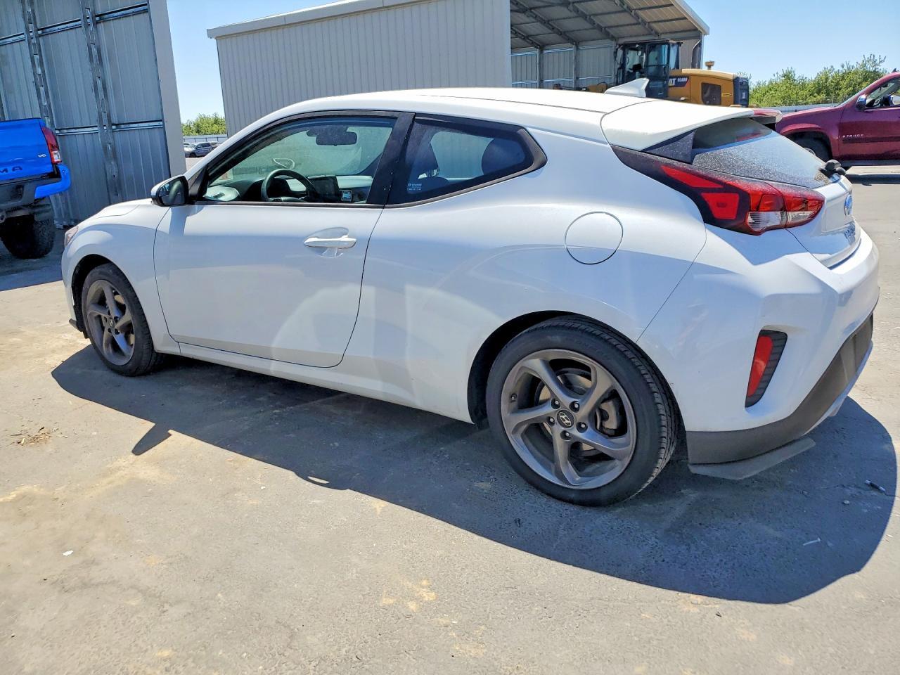 2019 Hyundai Veloster 2.0L - zdjęcie 2