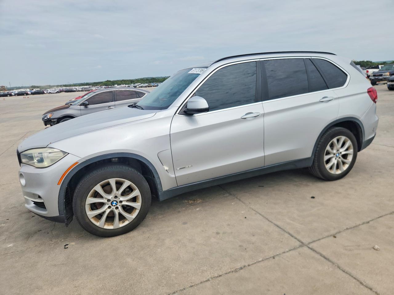 2016 BMW X5 Sdrive35I - zdjęcie główne