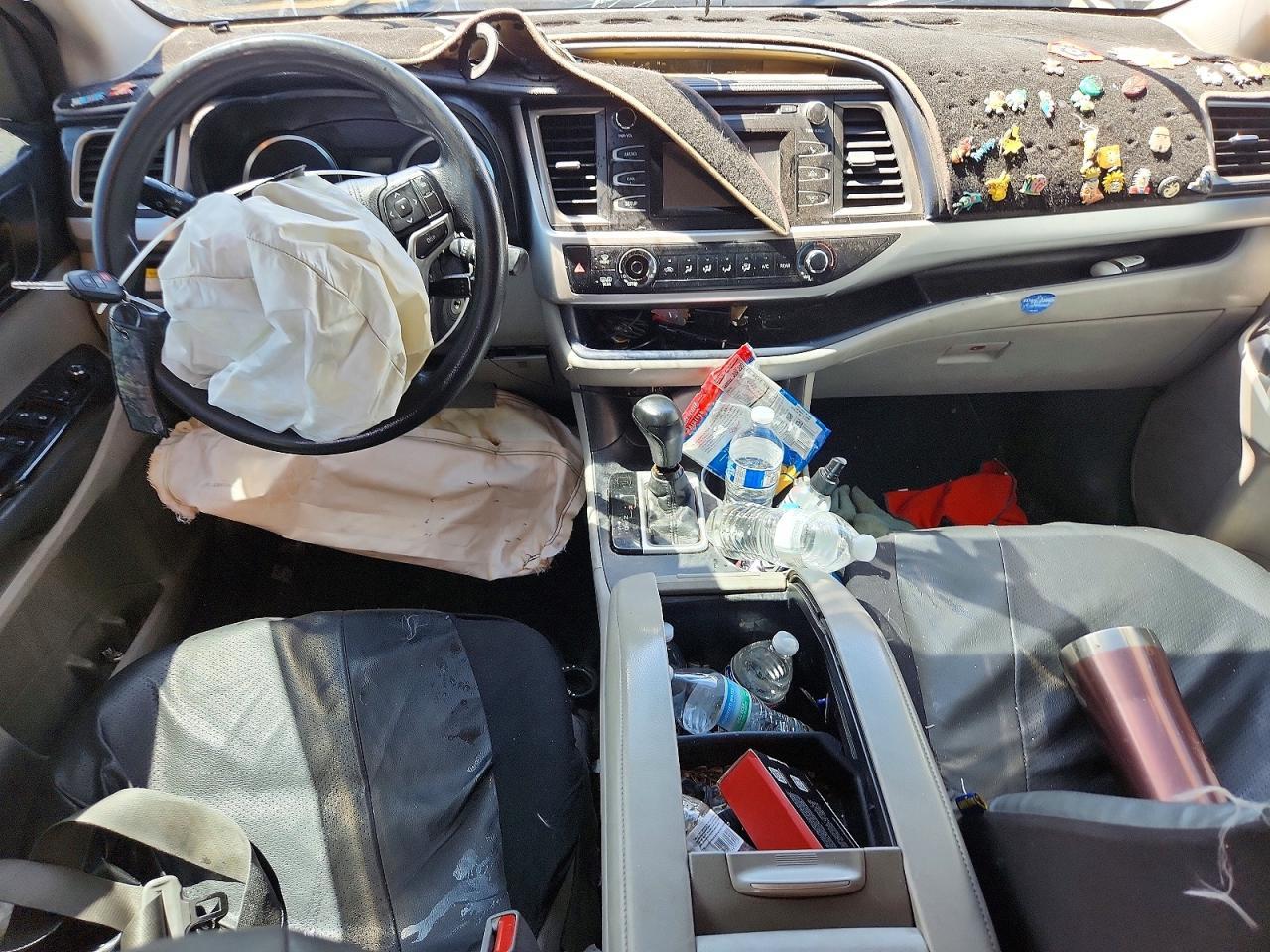 2016 Toyota Highlander Base - zdjęcie 8