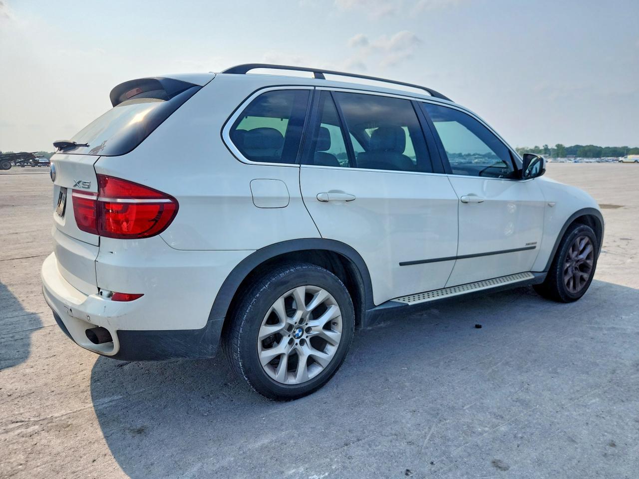 2013 BMW X5 xDrive35I - zdjęcie 3
