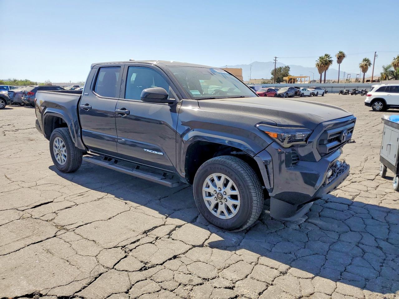 2025 Toyota Tacoma Sr5 - zdjęcie 4